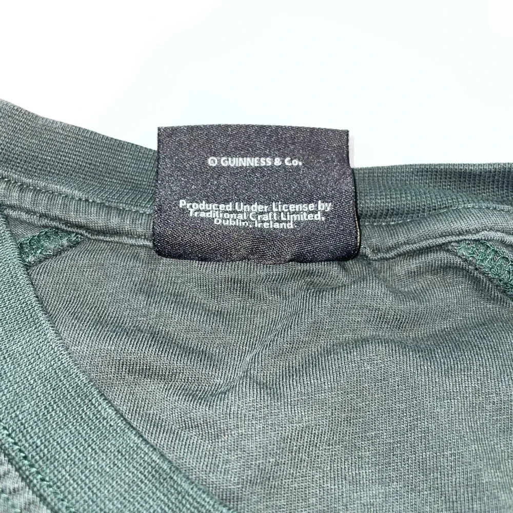 Guinness Ireland Long Sleeve Shirt Green Embossed Puff Print Harp Mens XL Raglan